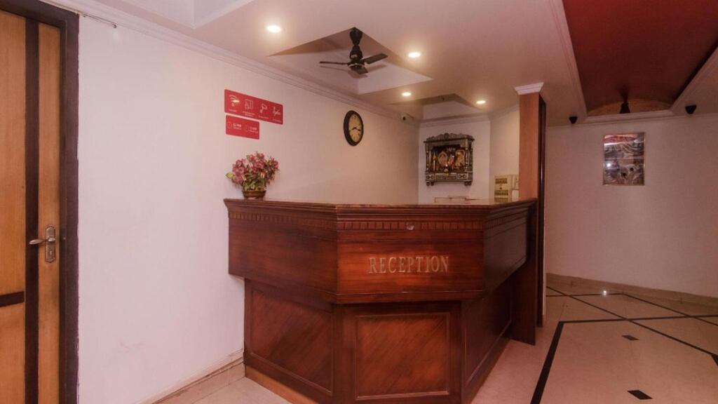 Hotel Palm Star Belapurpada Luaran gambar